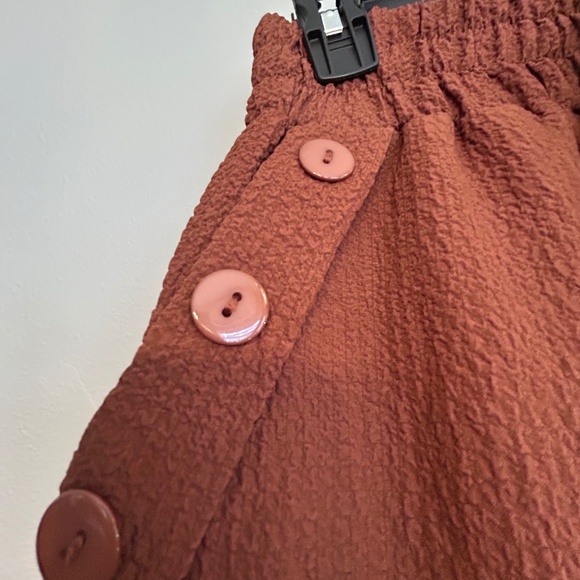 Fun dress up or down comfy pants - Picture 7 of 10